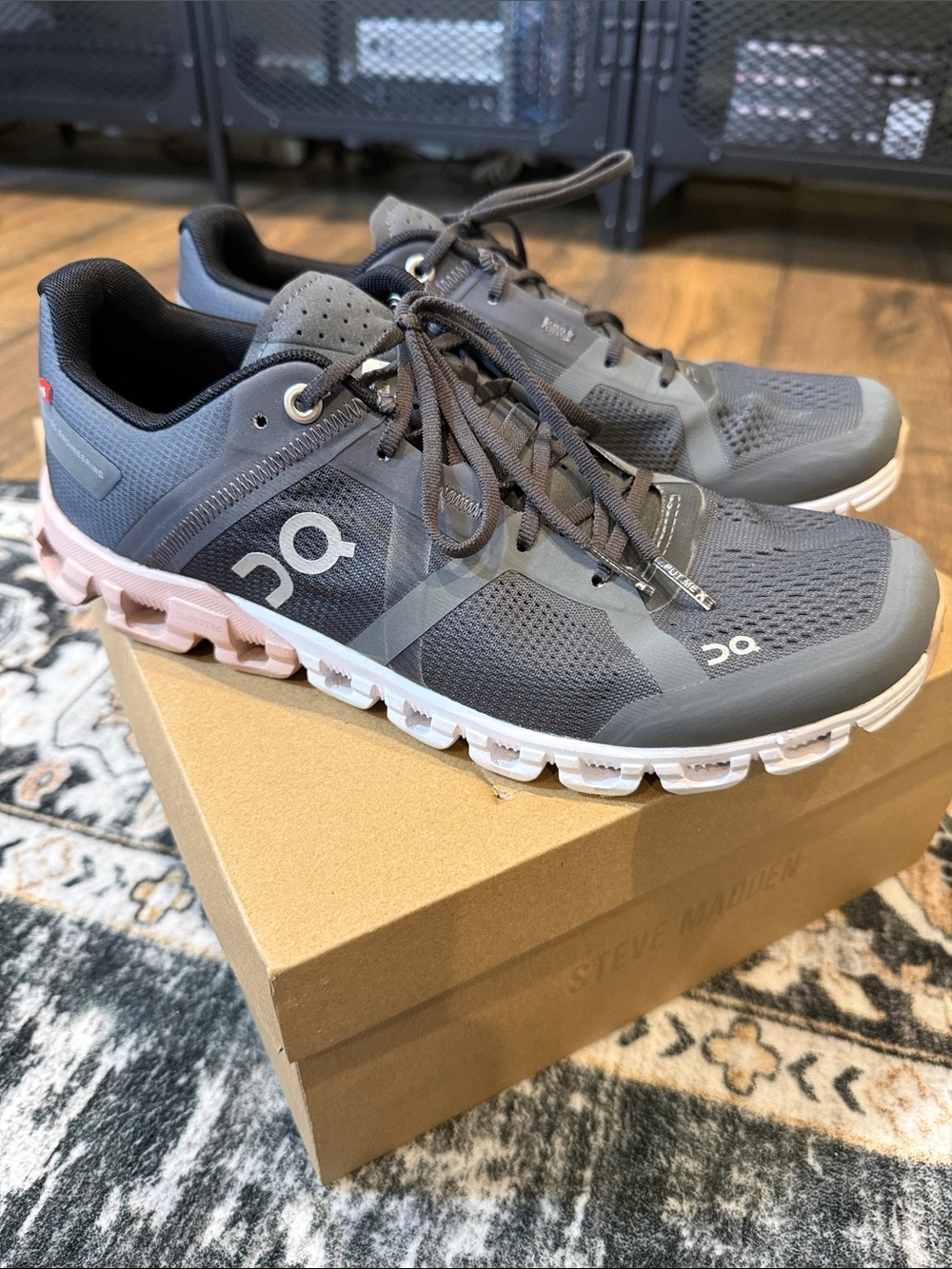 ON RUNNING Women's Gray and Light Pink Cloud Sneakers
